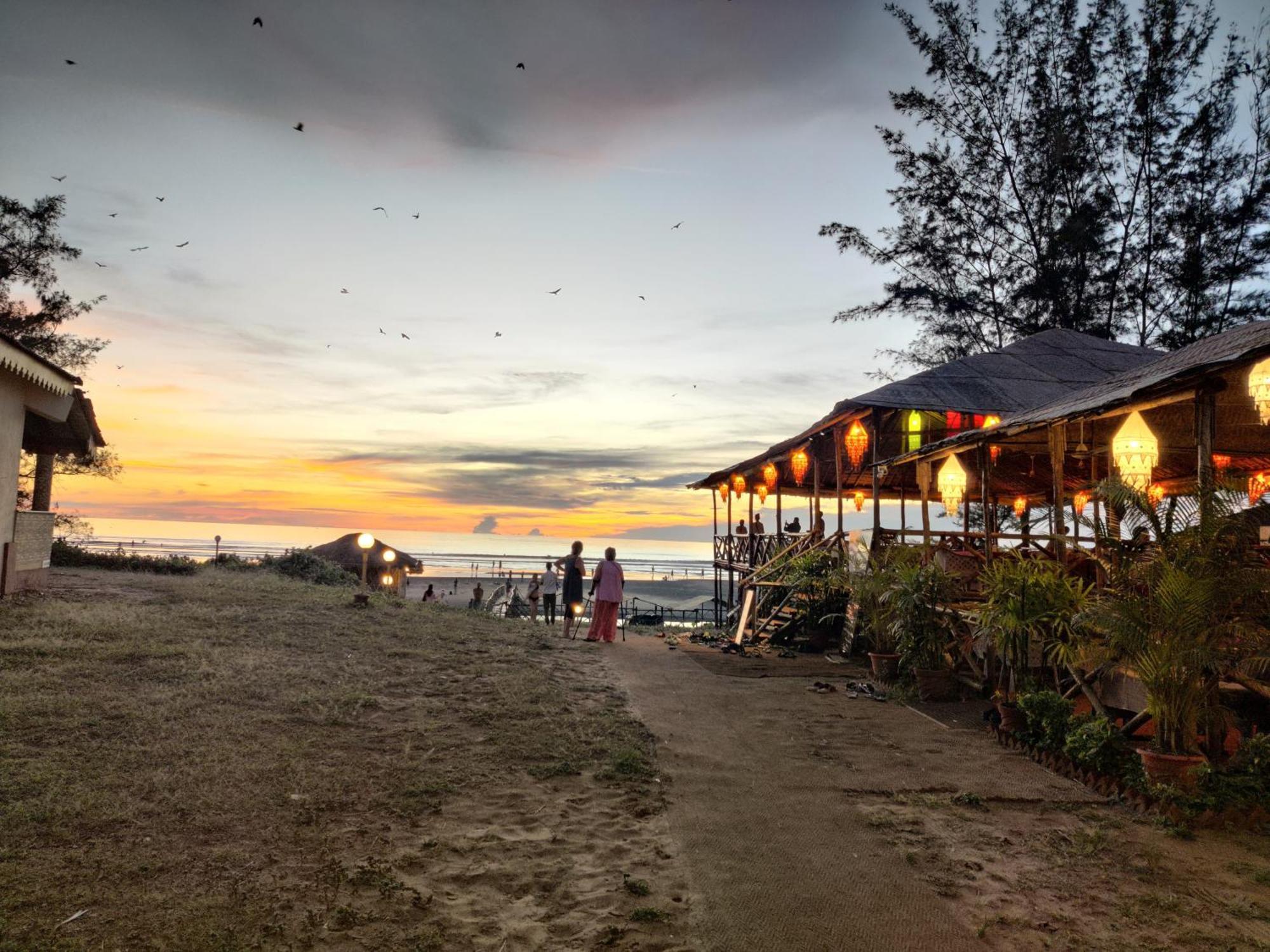 Dunes Holiday Village Mandrem Ngoại thất bức ảnh